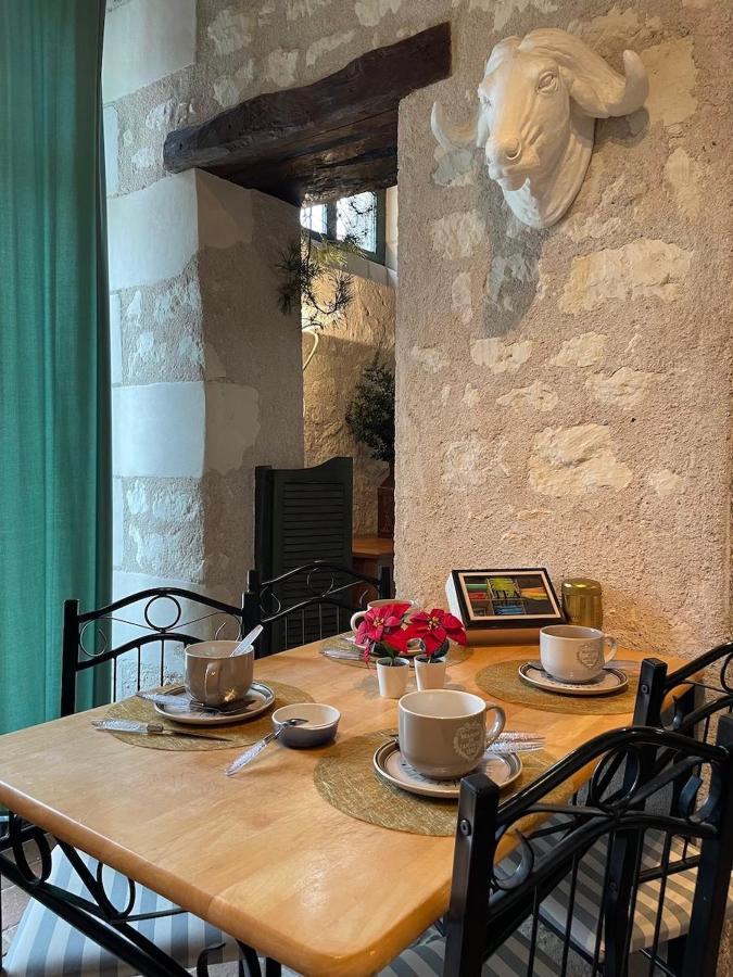 Le Relais, La Dormance, Le Bois Dormant 호텔 Châteauvieux 외부 사진